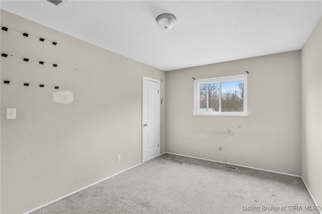 1920 Vienna Road Charlestown, IN 47111 - Photo 17 of 20