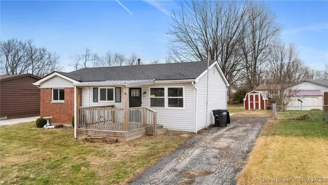 $182,500 | 1920 Vienna Road, Charlestown, IN 47111