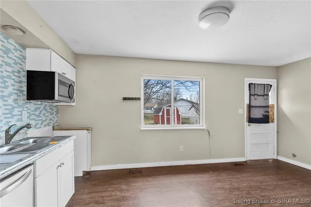 $182,500 | 1920 Vienna Road, Charlestown, IN 47111