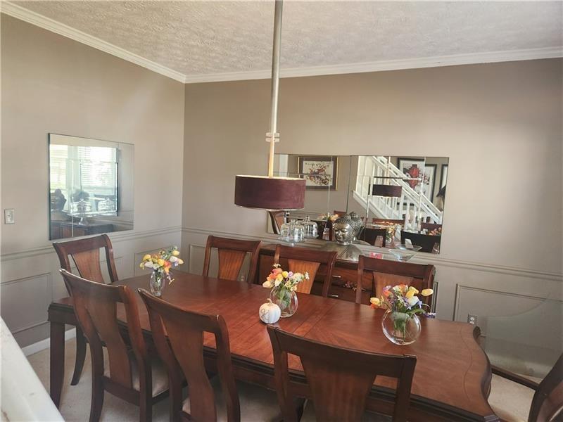 340 Wilma Court Southwest Atlanta, GA 30331 - Photo 3 of 4