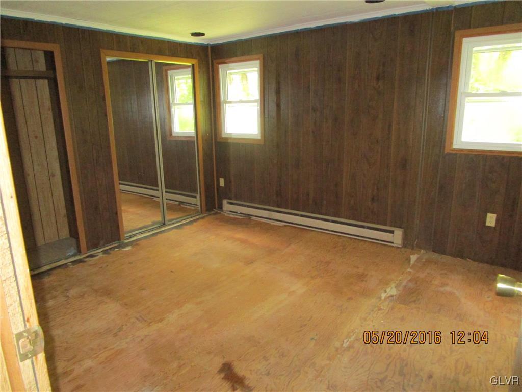 8120 County Bridge Road Slatington, PA 18080 - Photo 8 of 11 Gallery Image 8