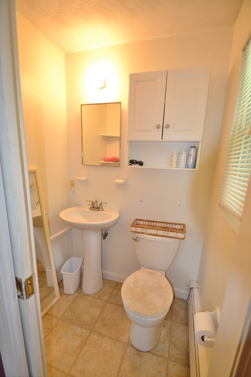 58 Gregory Road Framingham, MA 01701 - Photo 11 of 24