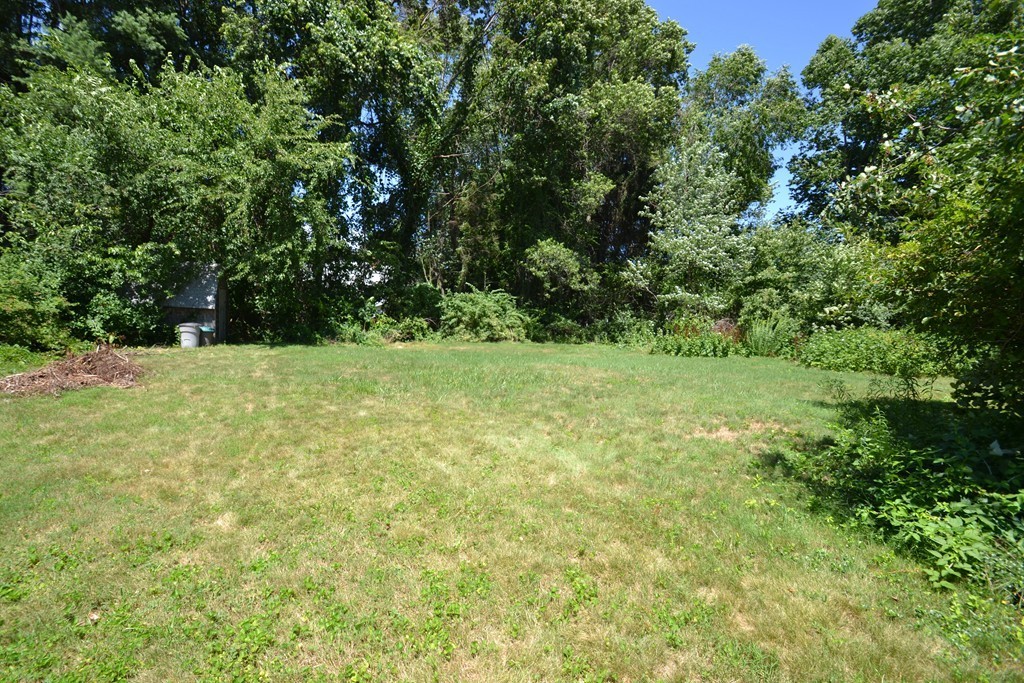 58 Gregory Road Framingham, MA 01701 - Photo 20 of 24