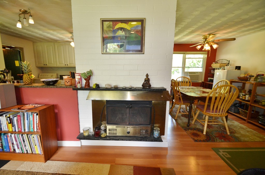 58 Gregory Road Framingham, MA 01701 - Photo 4 of 24