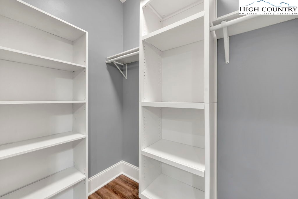 180 Gateway Drive, Unit 301 Boone, NC 28607 - Photo 18 of 34