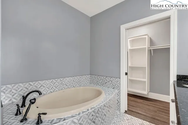 $551,000 | 180 Gateway Drive, Unit 301, Boone, NC 28607