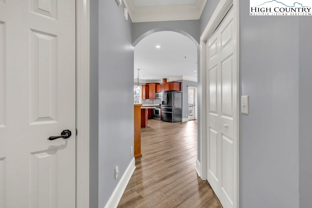 180 Gateway Drive, Unit 301 Boone, NC 28607 - Photo 3 of 34