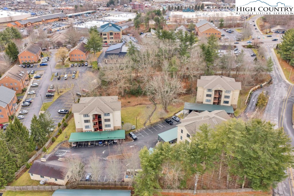 180 Gateway Drive, Unit 301 Boone, NC 28607 - Photo 31 of 34