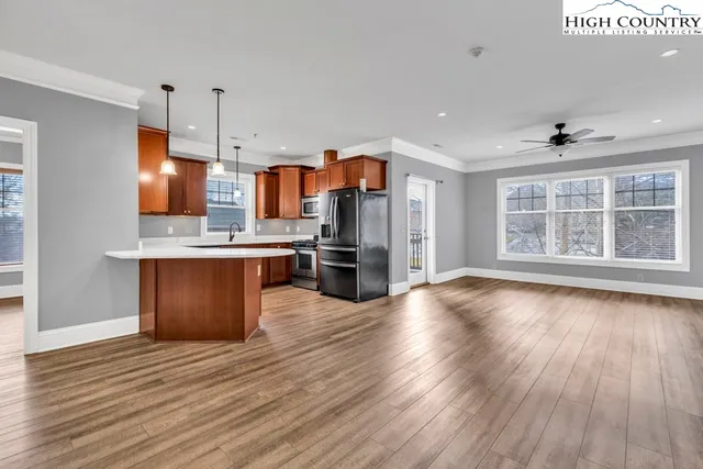 $551,000 | 180 Gateway Drive, Unit 301, Boone, NC 28607