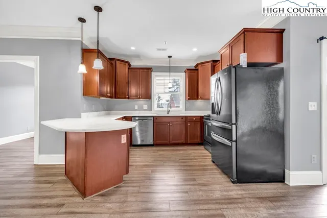 $551,000 | 180 Gateway Drive, Unit 301, Boone, NC 28607