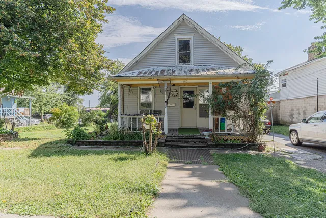 $109,900 | 540 North Bluff Street, Joliet, IL 60435