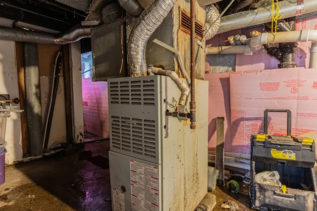 $109,900 | 540 North Bluff Street, Joliet, IL 60435