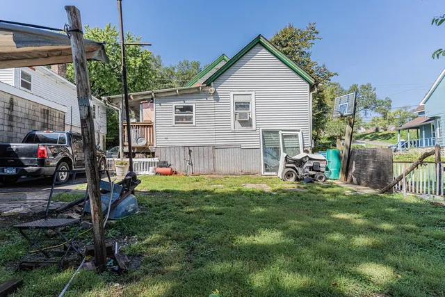 $109,900 | 540 North Bluff Street, Joliet, IL 60435