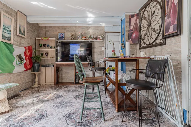 $109,900 | 540 North Bluff Street, Joliet, IL 60435