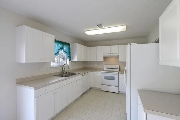 $2,375 | 1354 Pinyon Pine Drive, Ladson, SC 29456