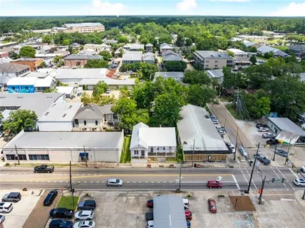 $695,000 | 626 East Boston Street, Covington, LA 70433