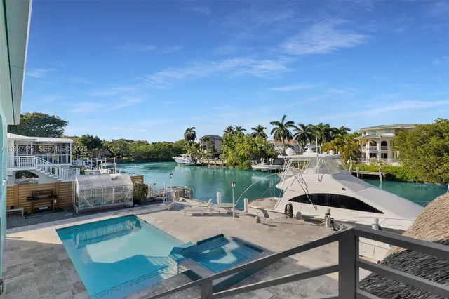 $10,000 | 232 West Seaview Drive, Marathon, FL 33050