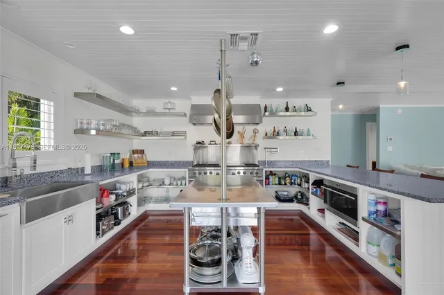 $10,000 | 232 West Seaview Drive, Marathon, FL 33050