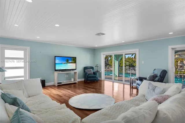 $10,000 | 232 West Seaview Drive, Marathon, FL 33050