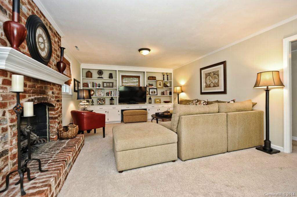 2740 Goneaway Road Charlotte, NC 28210 - Photo 11 of 24 Gallery Image 11