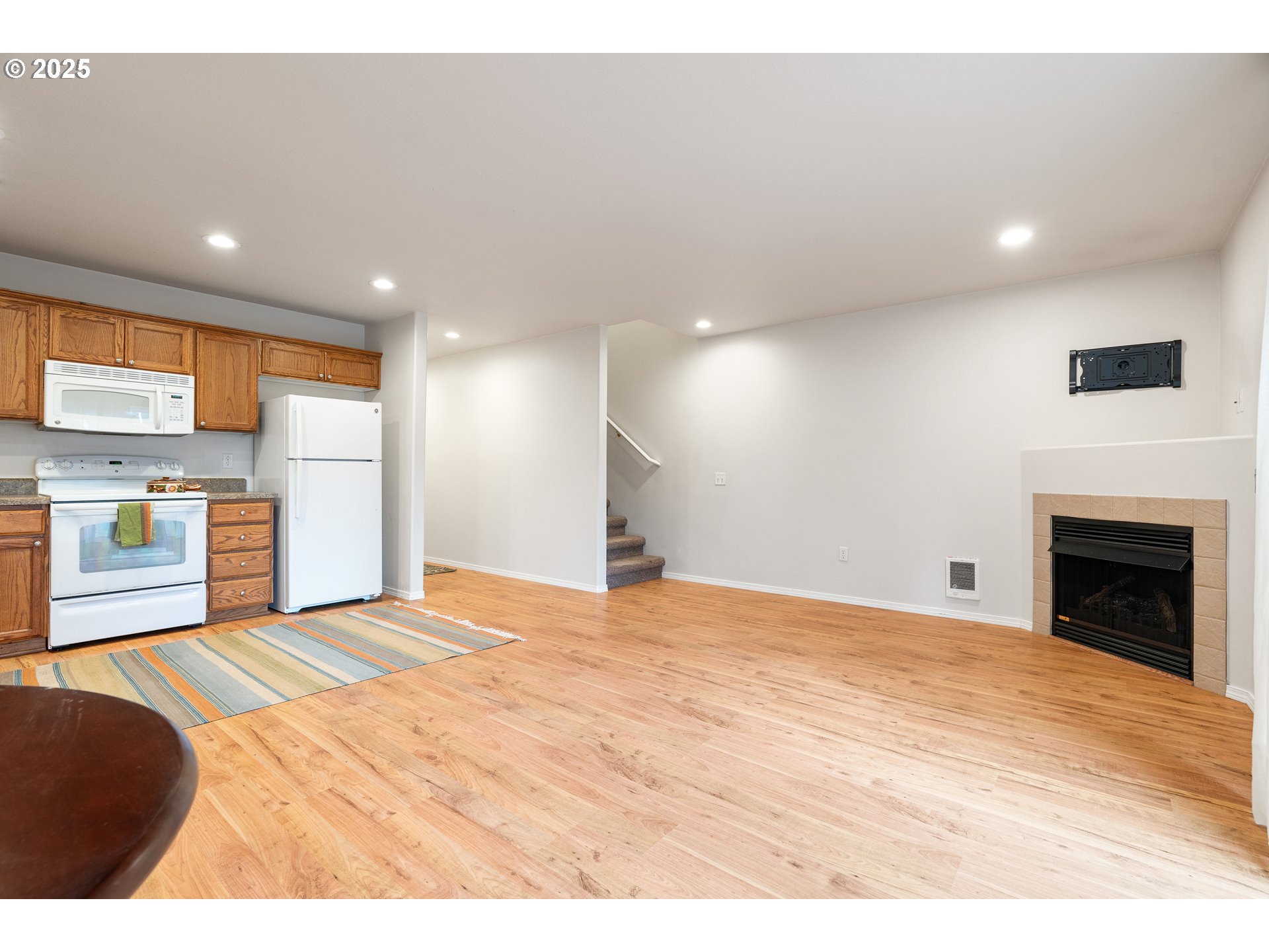 764 Northeast 9th Street Gresham, OR 97030 - Photo 11 of 24