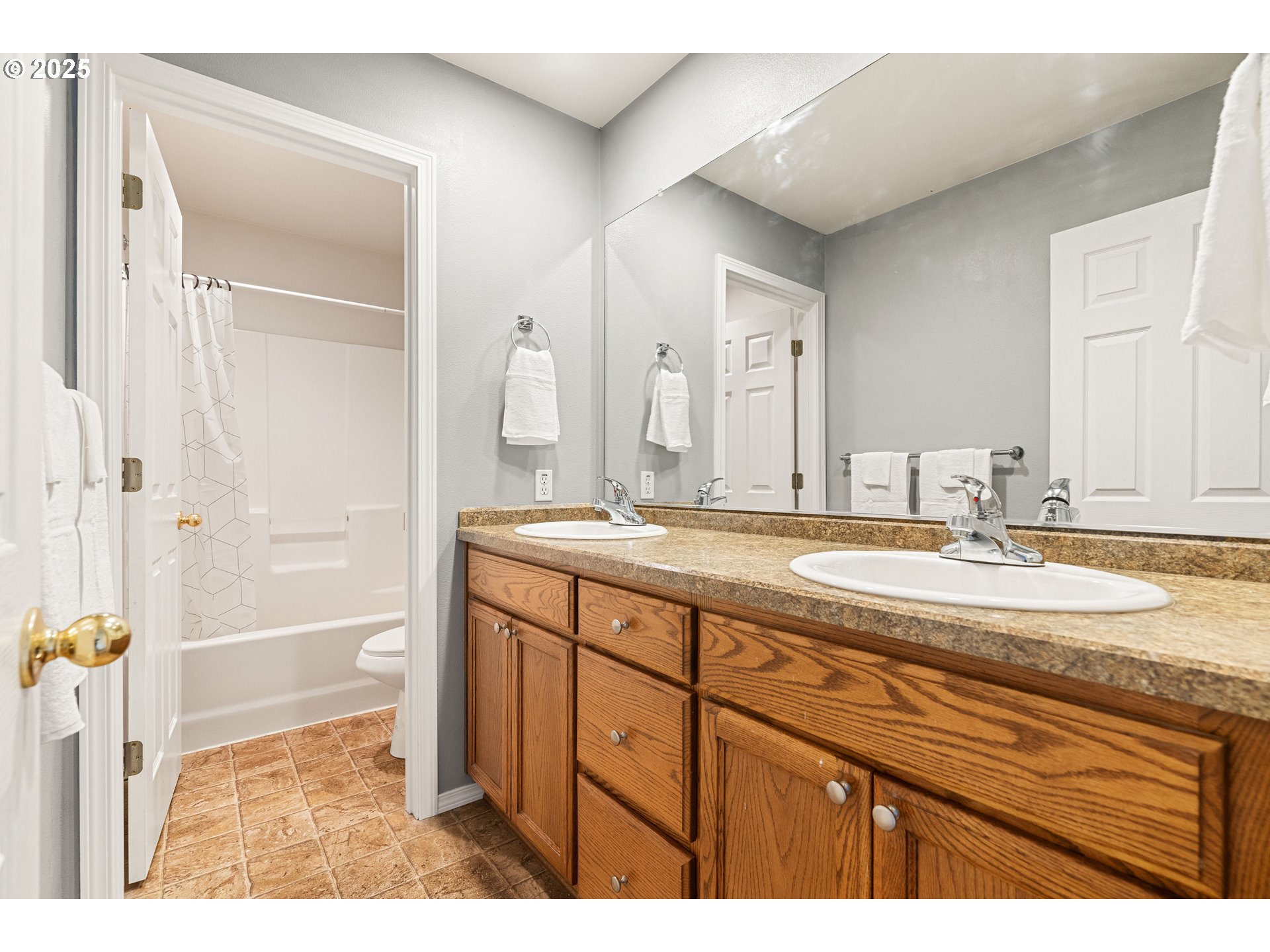 764 Northeast 9th Street Gresham, OR 97030 - Photo 20 of 24