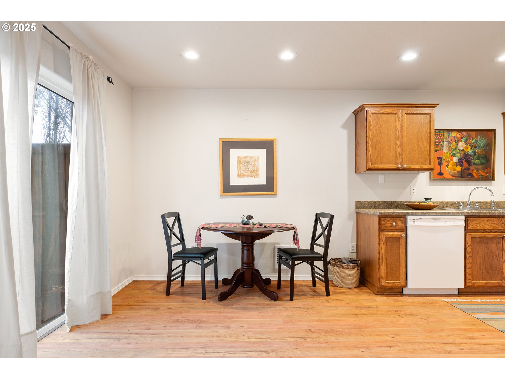 764 Northeast 9th Street Gresham, OR 97030 - Photo 9 of 24