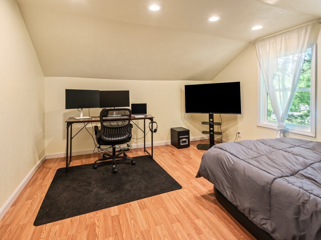 14 Orton Street Worcester, MA 01604 - Photo 19 of 35