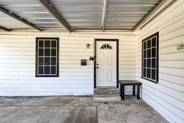 $215,000 | 4034 Caplin Street, Houston, TX 77026