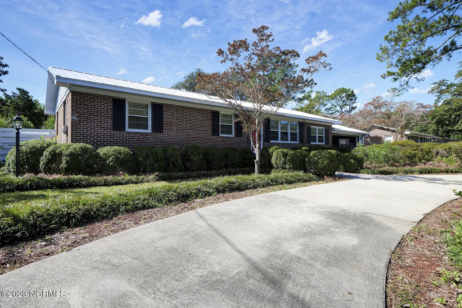 5336 Andover Road Wilmington, NC 28403 - Photo 3 of 33 P4688506 (Large)