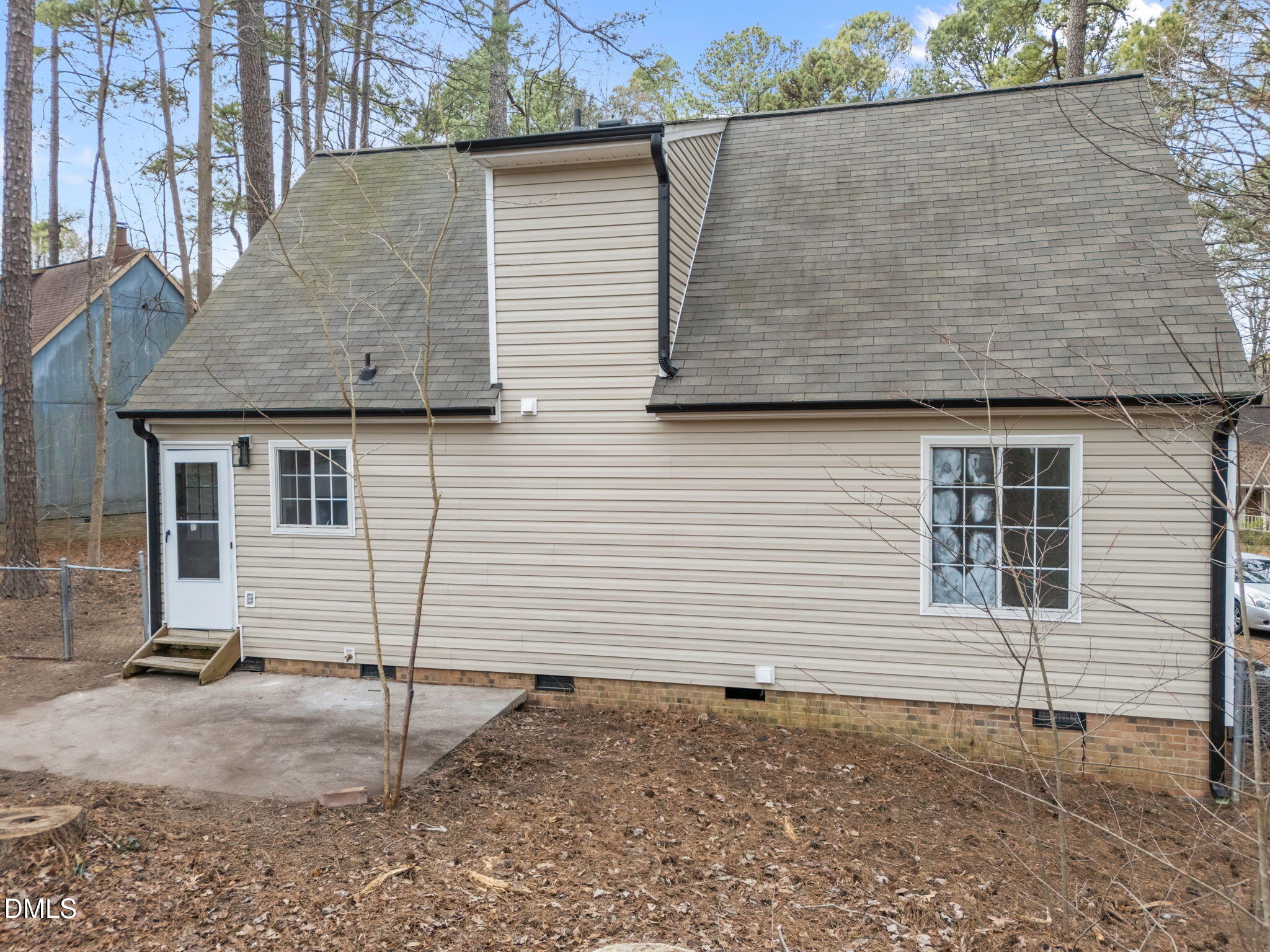 3508 Rigel Court Raleigh, NC 27604 - Photo 5 of 29