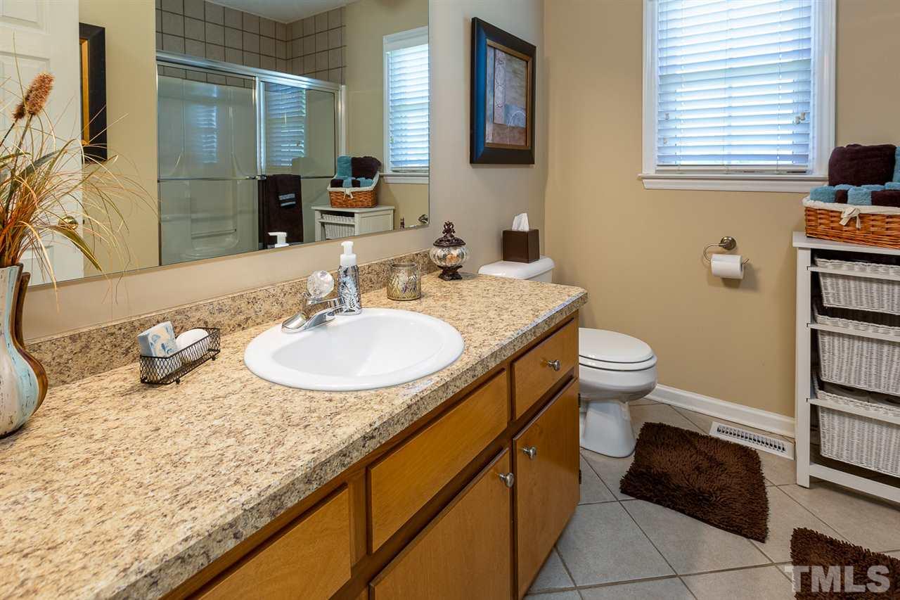621 Miller Road Benson, NC 27504 - Photo 19 of 28 Gallery Image 19