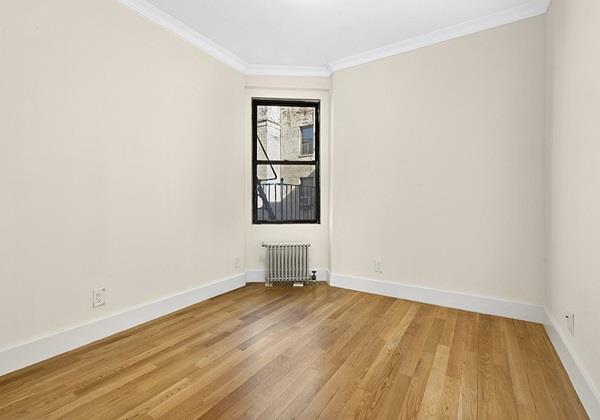 21-48 35th Street, Unit 4C Queens, NY 11105 - Photo 4 of 5