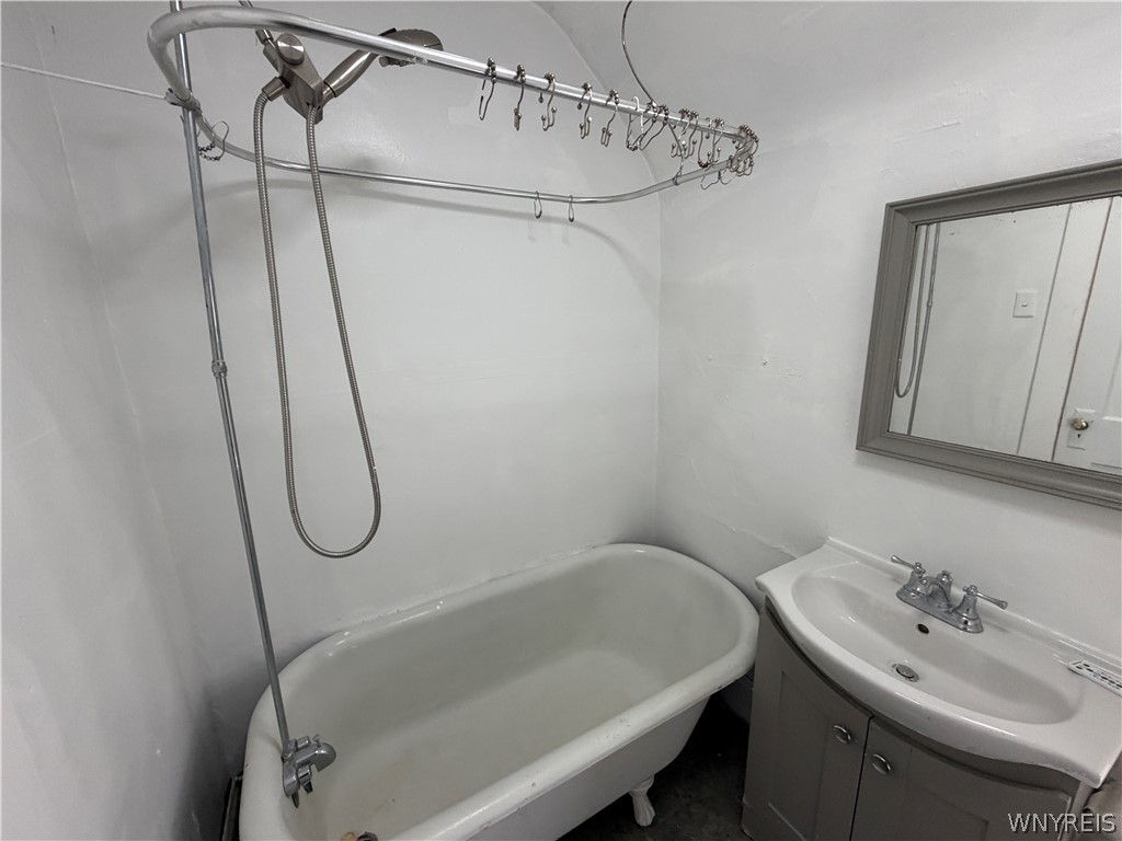 49 15th Street Buffalo, NY 14213 - Photo 14 of 17