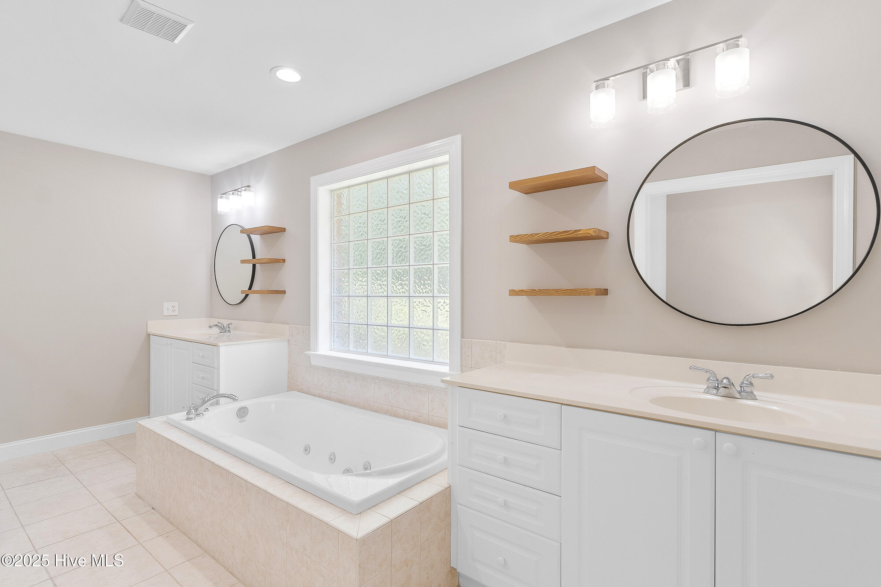 8200 Beddoes Drive Wilmington, NC 28411 - Photo 12 of 36 8200 Beddoes Dr MLS-16