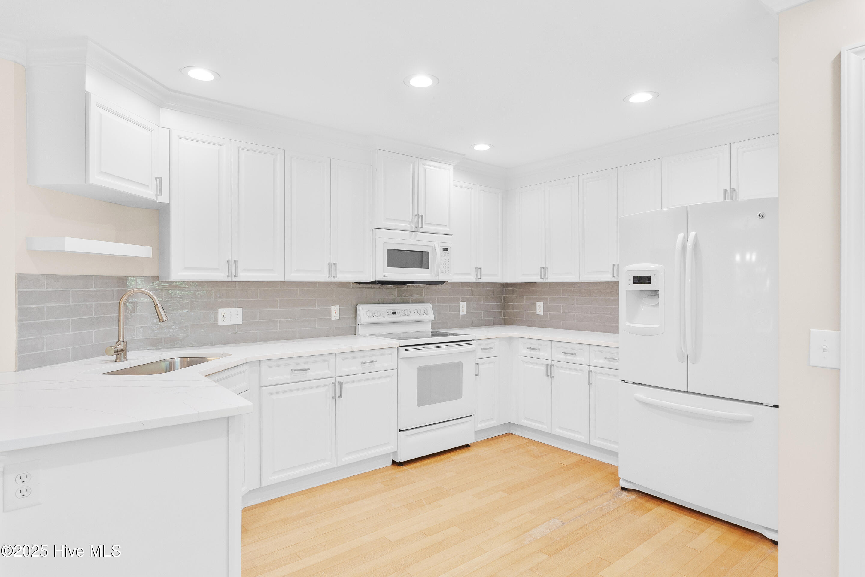 8200 Beddoes Drive Wilmington, NC 28411 - Photo 17 of 36 8200 Beddoes Dr MLS-23