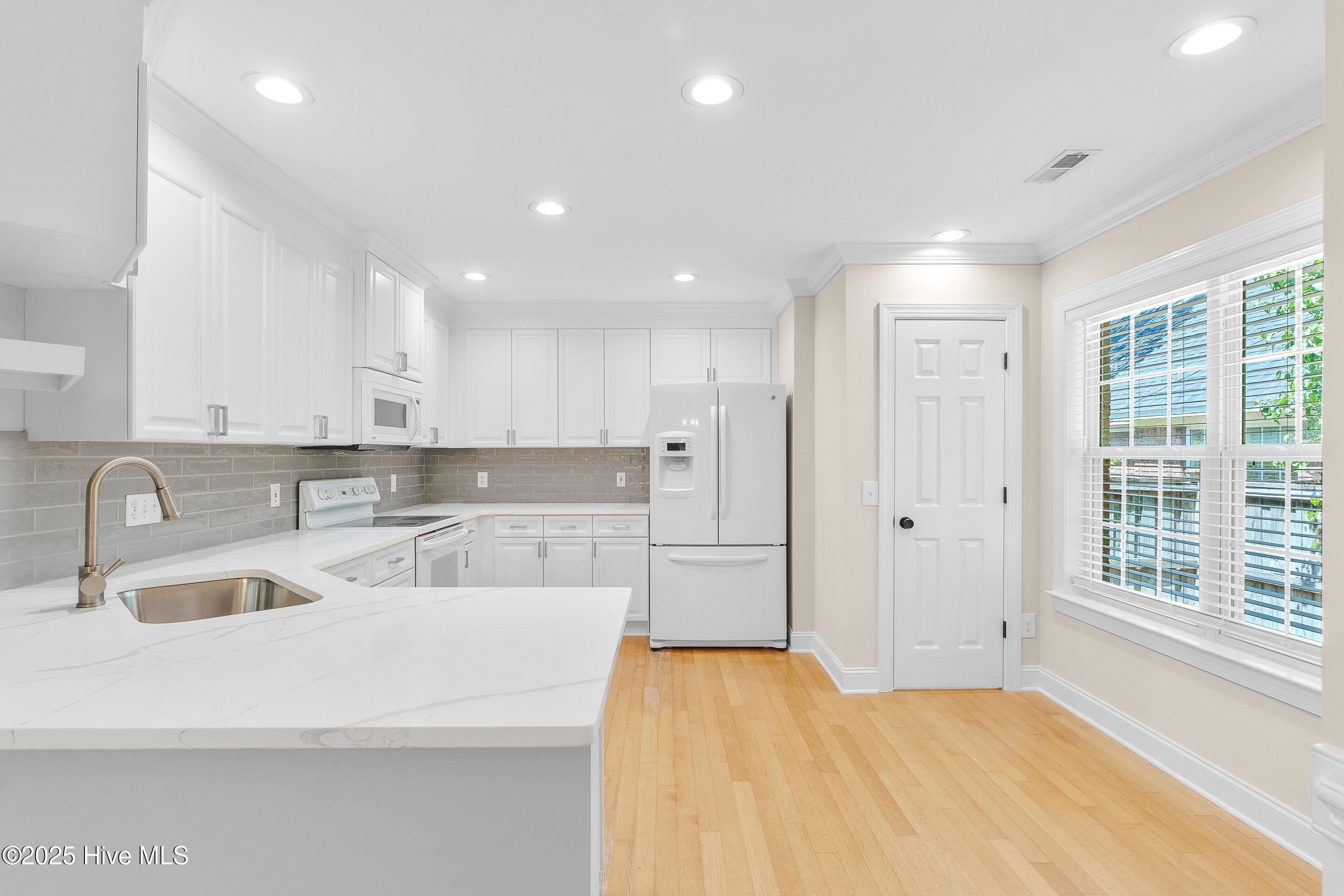 8200 Beddoes Drive Wilmington, NC 28411 - Photo 18 of 36 8200 Beddoes Dr MLS-24