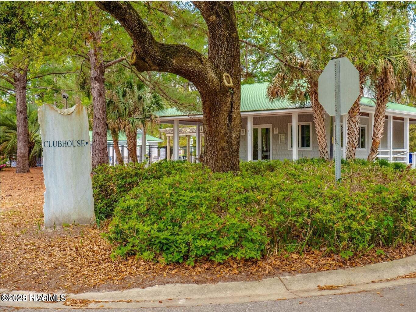 8200 Beddoes Drive Wilmington, NC 28411 - Photo 31 of 36 clubhouse