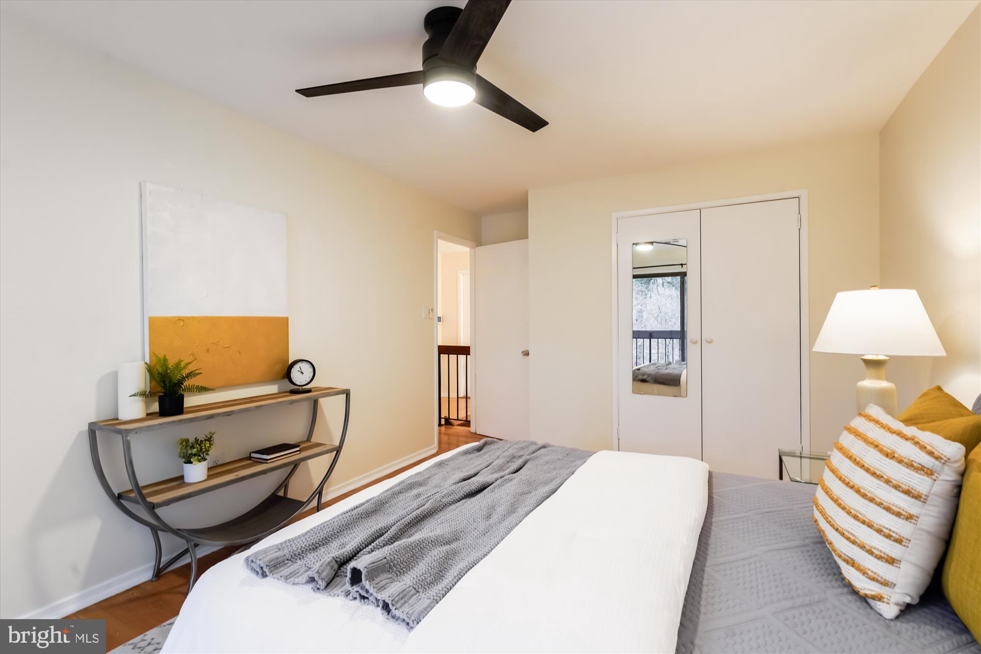 11634 Mediterranean Court Reston, VA 20190 - Photo 27 of 40 Bedroom 2