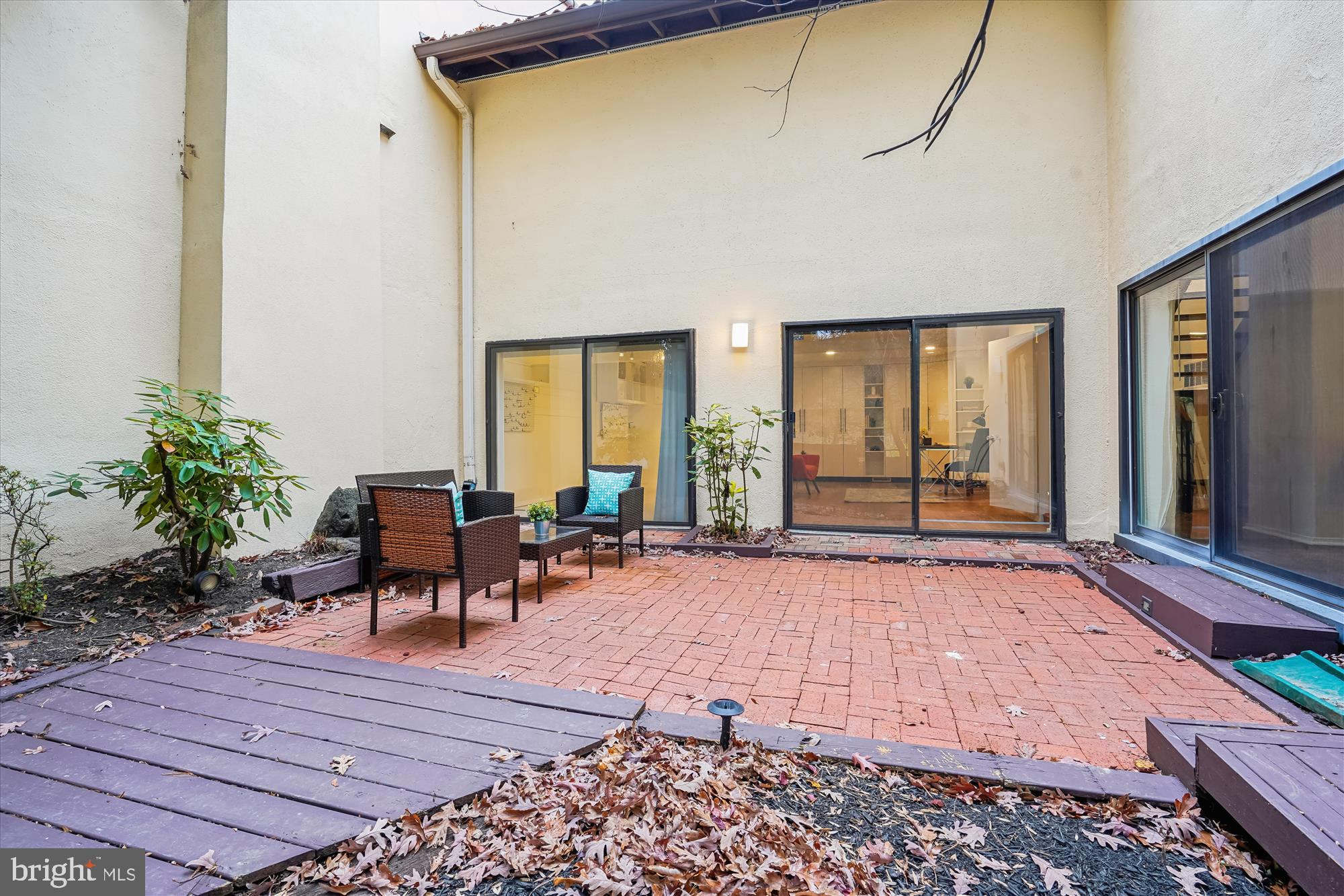 11634 Mediterranean Court Reston, VA 20190 - Photo 33 of 40 Patio