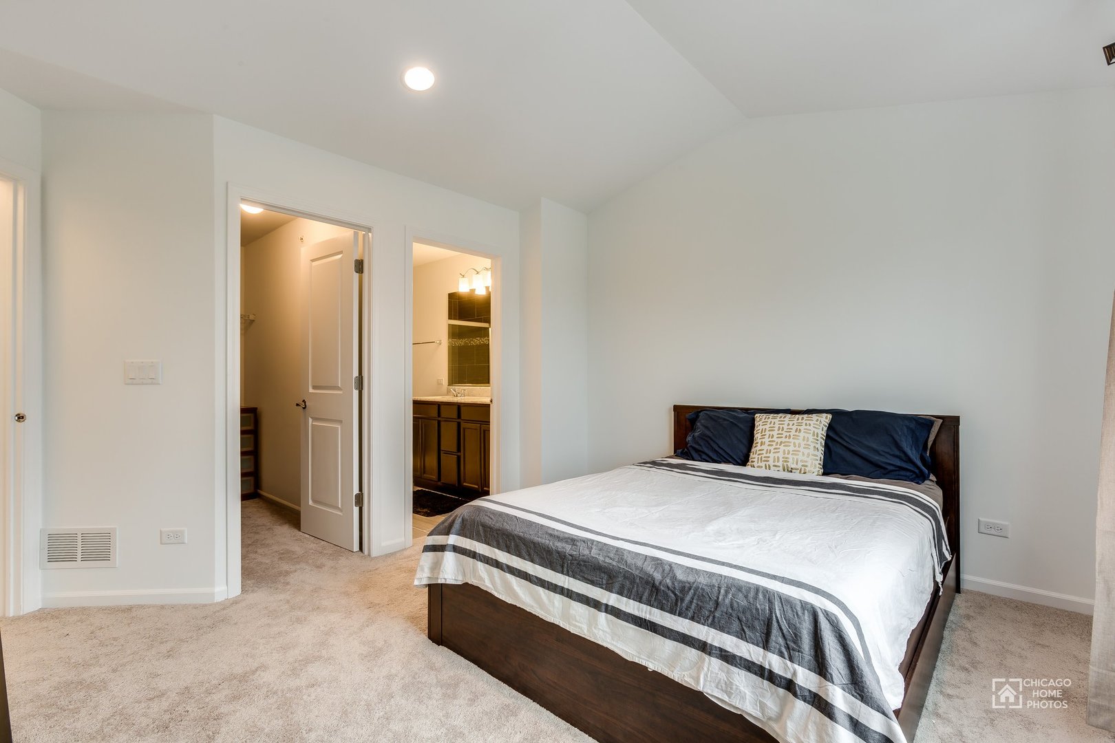 1206 Elm Street Park Ridge, IL 60068 - Photo 9 of 26 a bedroom with a bed and a refrigerator