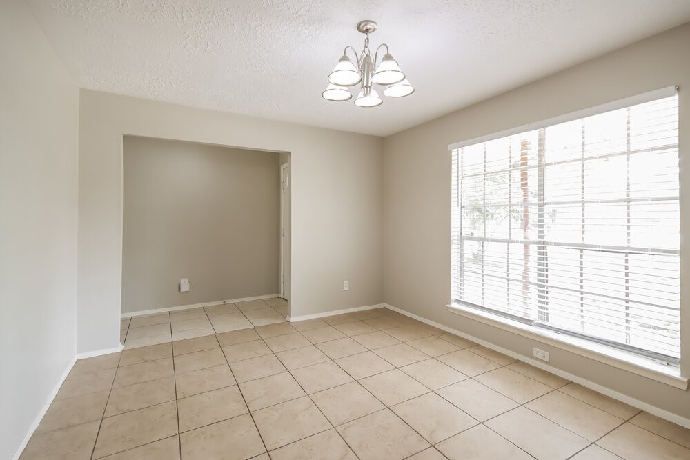 4511 Chestergate Drive Spring, TX 77373 - Photo 5 of 16