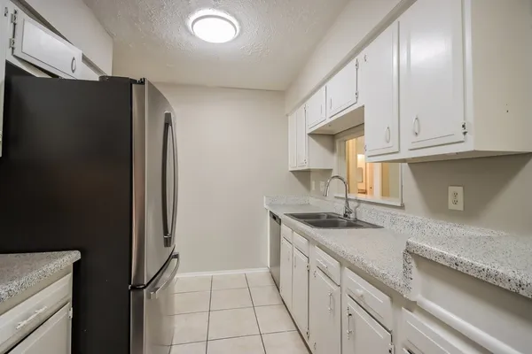 $1,720 | 4511 Chestergate Drive, Spring, TX 77373