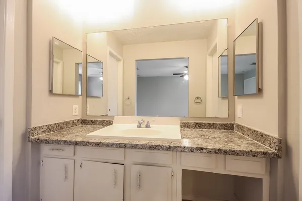 $1,720 | 4511 Chestergate Drive, Spring, TX 77373