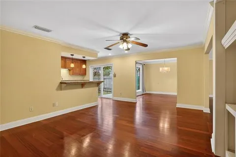 $369,900 | 9621 Charlotte Drive, River Ridge, LA 70123