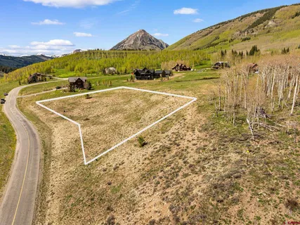 $450,000 | 286 Meadow Drive, Crested Butte, CO 81224
