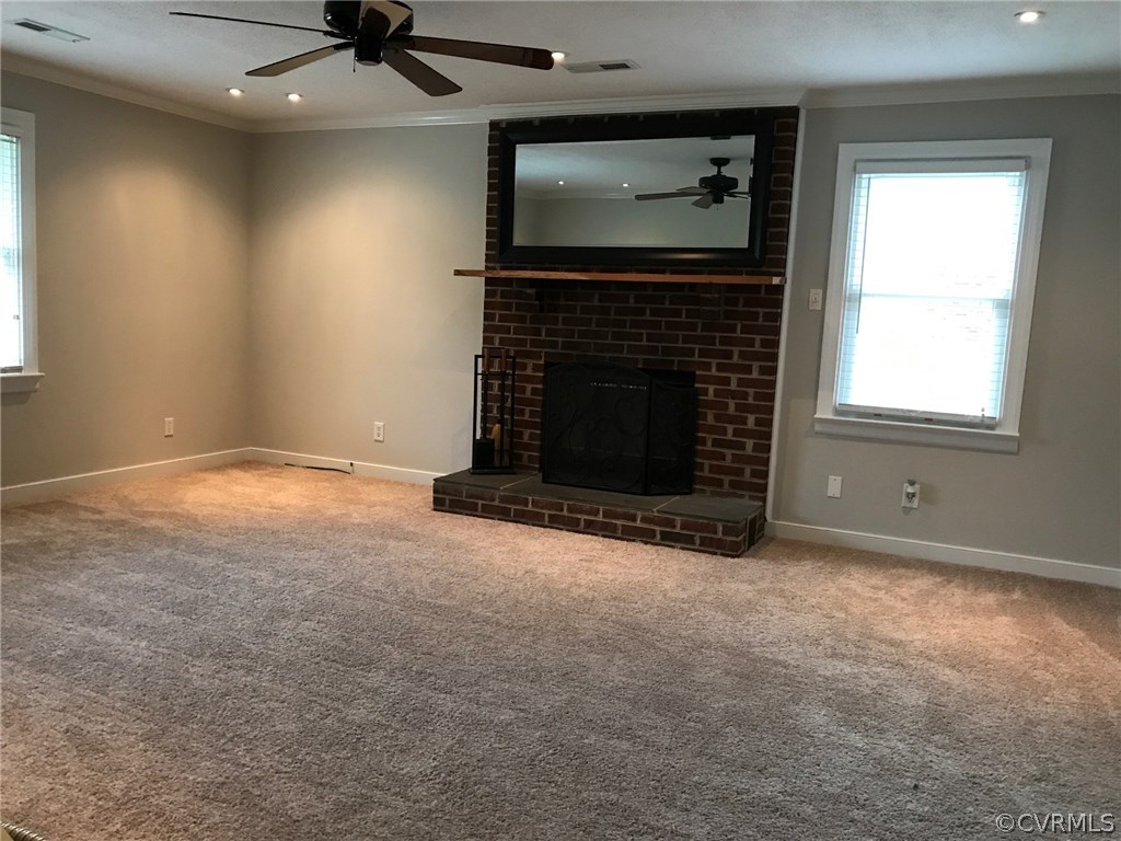 9708 Esmont Road Henrico, VA 23228 - Photo 13 of 19 VERY LARGE FAMILY ROOM - TWO WINDOWS ALLOWING PLEN