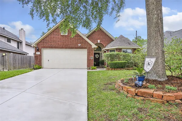 $325,000 | 1707 Sandy Trail Court, Kingwood, TX 77339