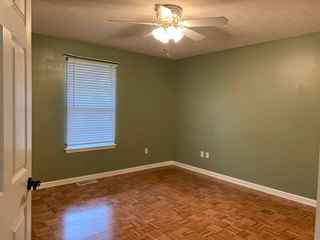 3208 New Lake Road Spring City, TN 37381 - Photo 20 of 38 Gallery Image 20