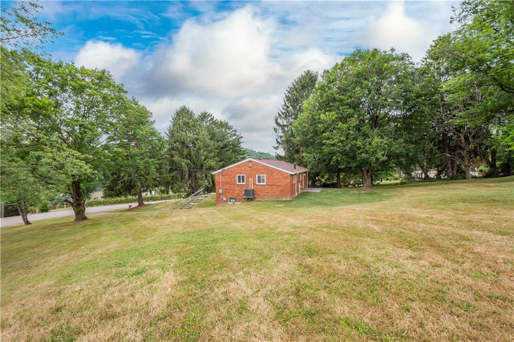 11 East Hillcrest Road Eighty Four, PA 15330 - Photo 28 of 33 Gallery Image 28